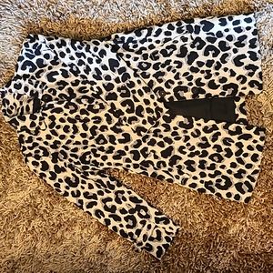 Leopard Mid Trench